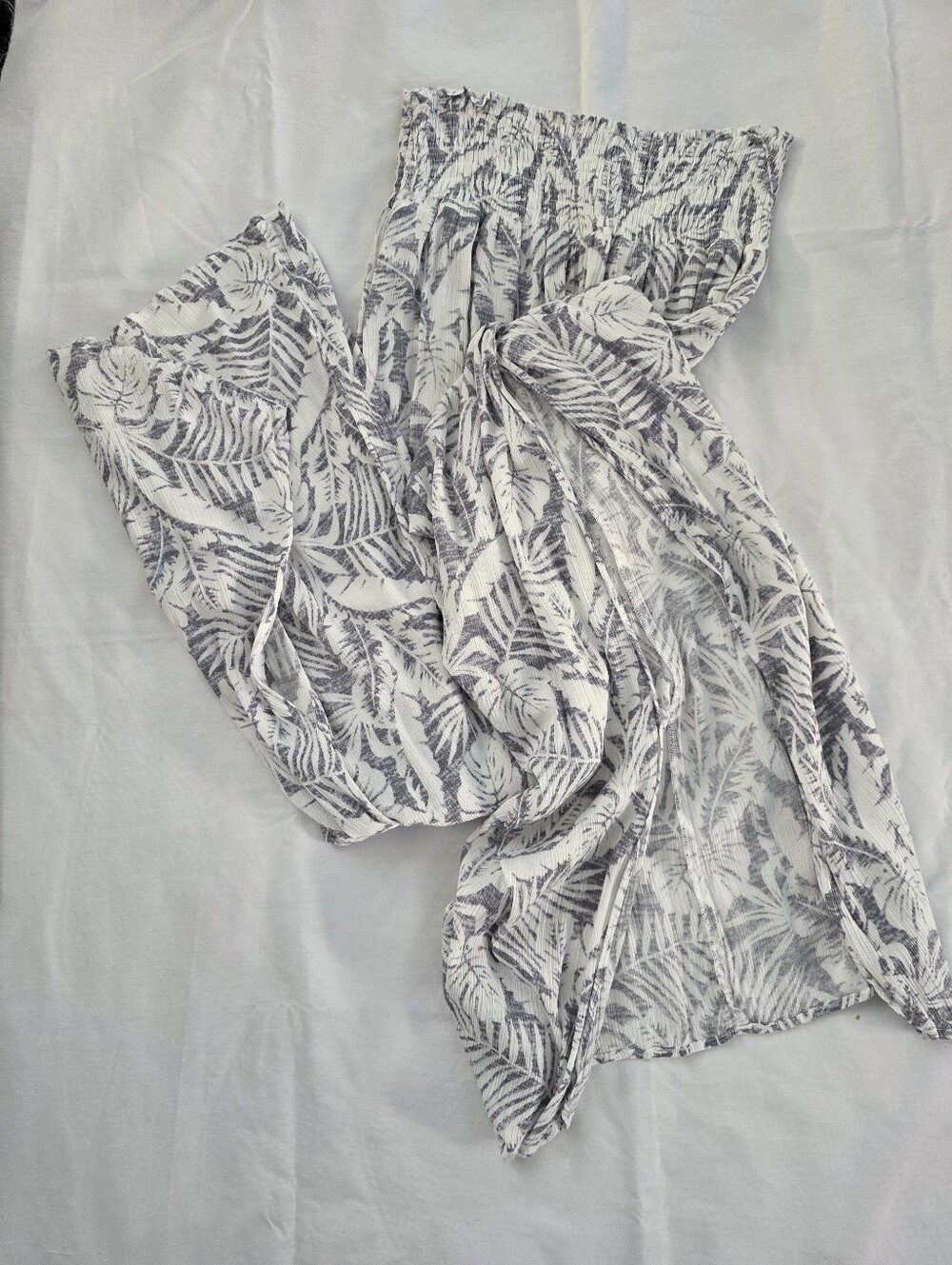ReWash Smocked Waistband Resort Wear Or Festival Split Leg Pull On Pant - Picture 4 of 4